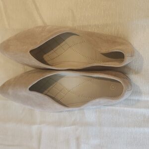Taupe color flats, size 9. Hardly worn.